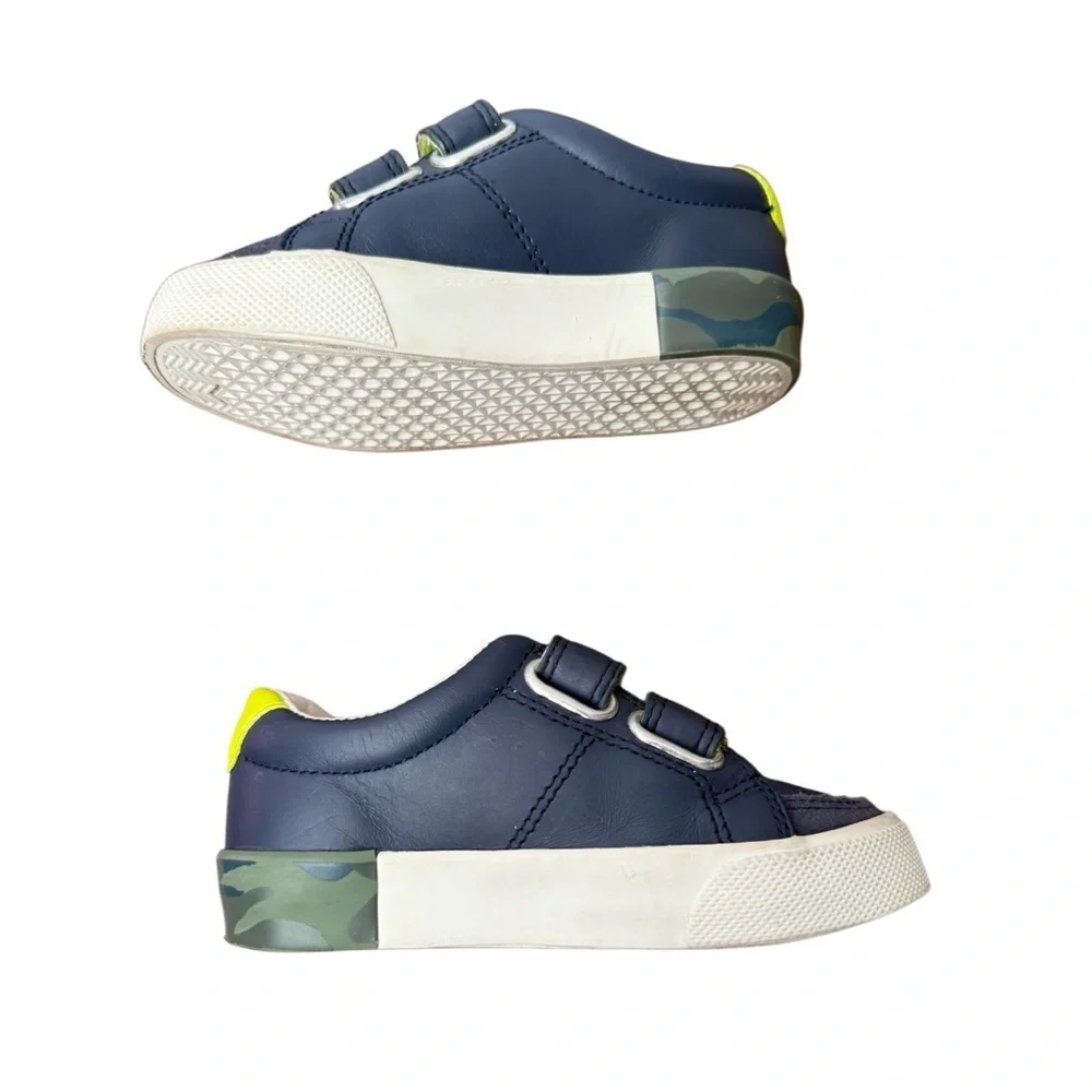 Mini Boden Kids Navy and Green Velcro Sneakers-Euro size 24 US size 7.5